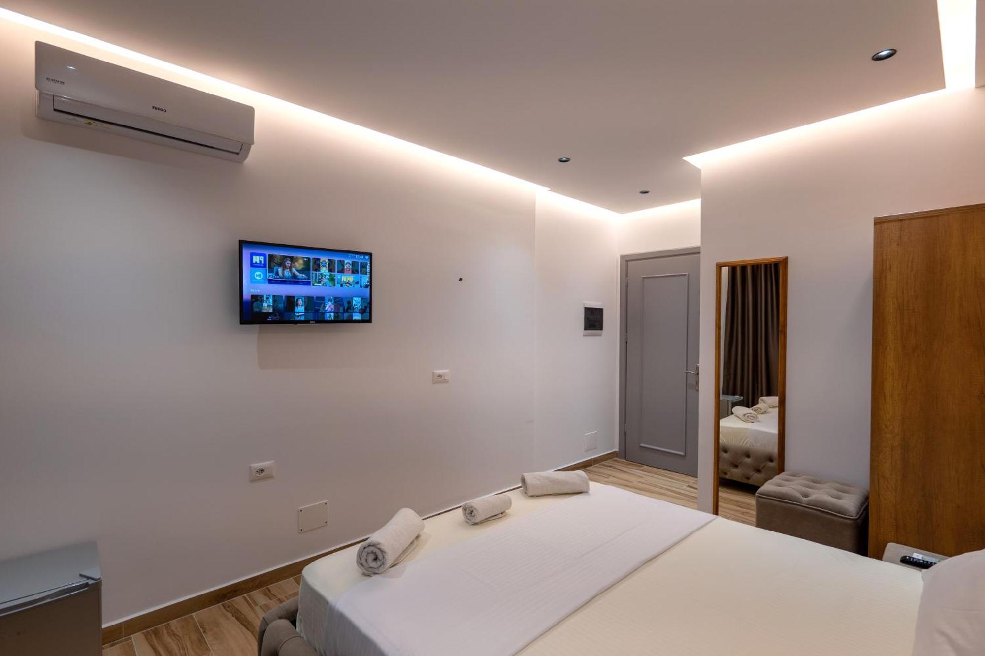 Rest Hour Hotel Ksamil Exterior foto